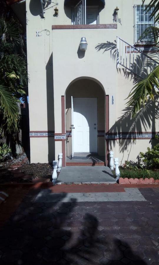 Hostel Brazilian Miami Esterno foto
