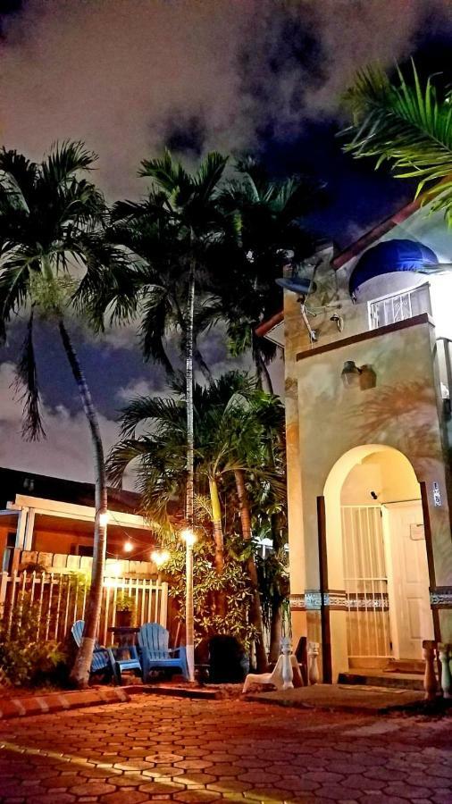 Hostel Brazilian Miami Esterno foto