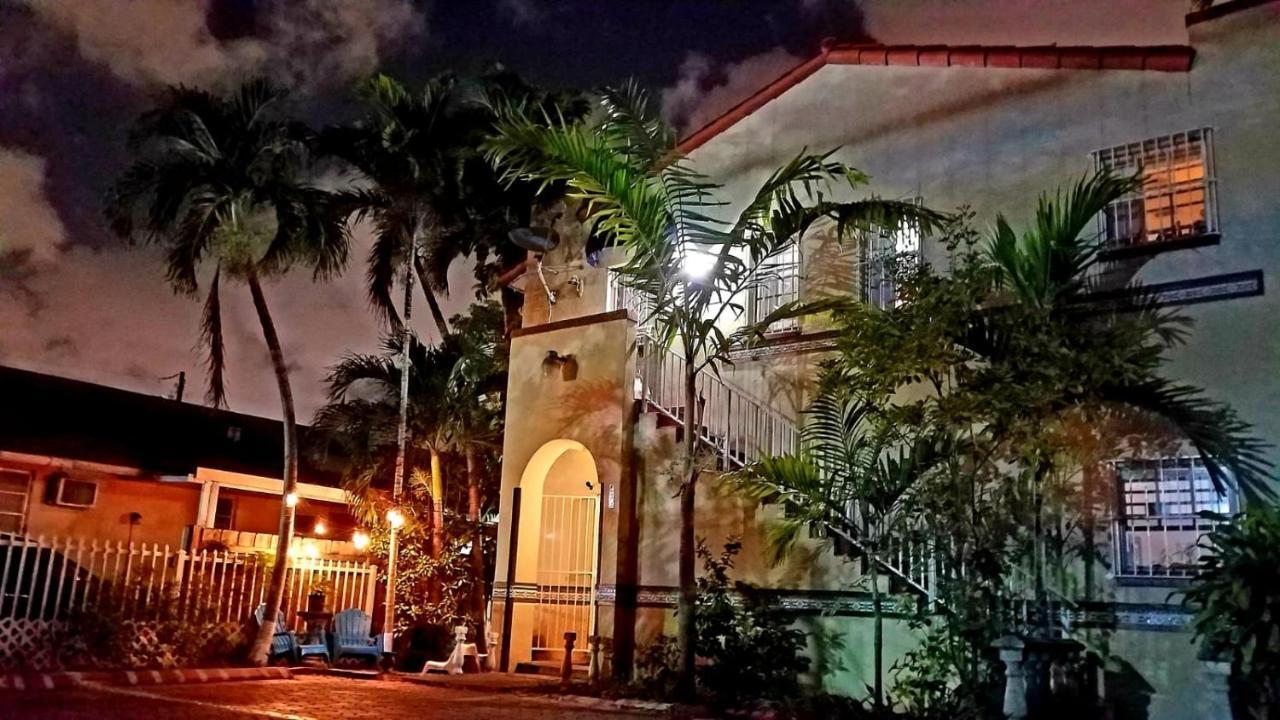 Hostel Brazilian Miami Esterno foto